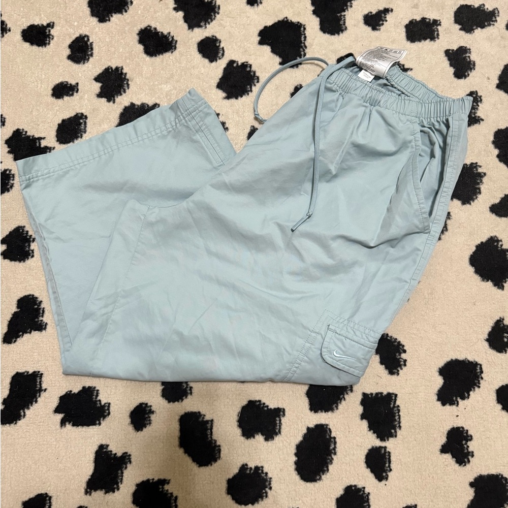 Nike Essential Cropped Wide Leg Pants
